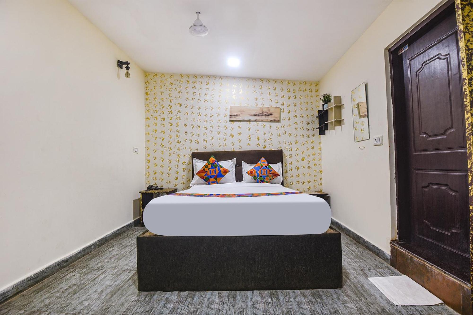 Fabhotel Rj 18 Beach Resort - Nr Baga Beach ภายนอก รูปภาพ