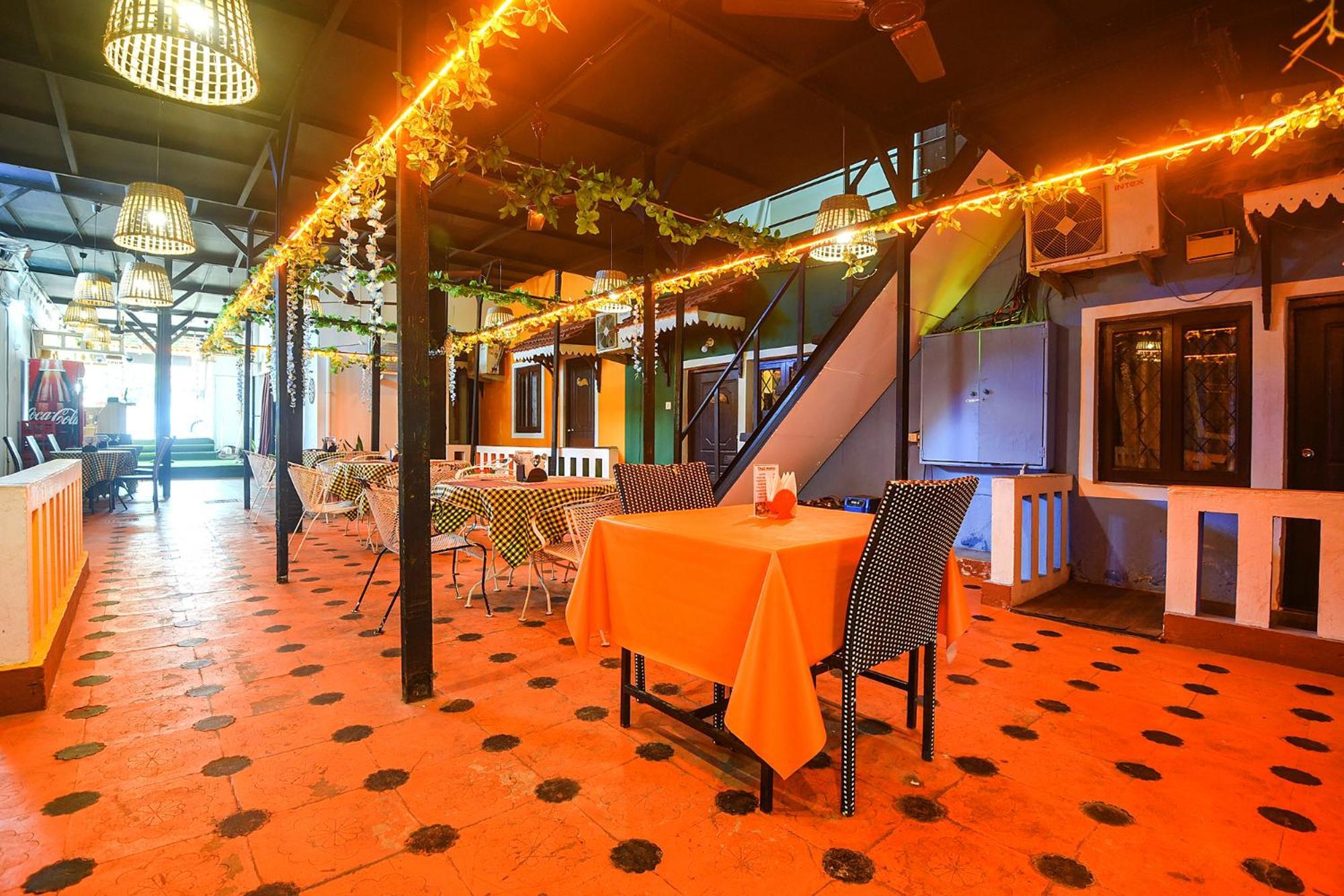 Fabhotel Rj 18 Beach Resort - Nr Baga Beach ภายนอก รูปภาพ