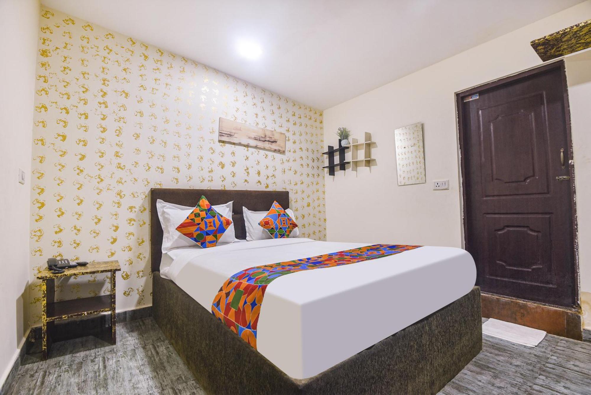 Fabhotel Rj 18 Beach Resort - Nr Baga Beach ภายนอก รูปภาพ